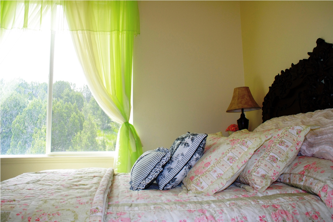Family Cottage Suite Lions Gate Manor