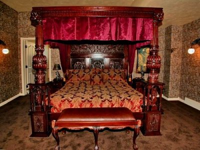 The Medieval Chamber Lions Gate Manor