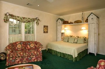 scissortail bedroom with sofa