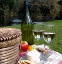 picnic basket set, food and drink