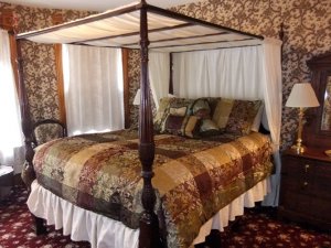 Winfield Suite bed