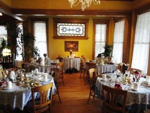 inn 410 dining room