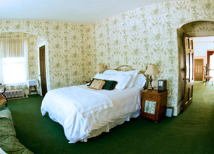 Coryell Suite Chesny's Keswick Manor