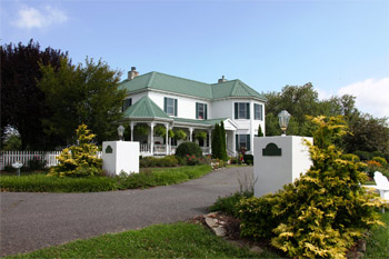 Harmony Hill Driveway