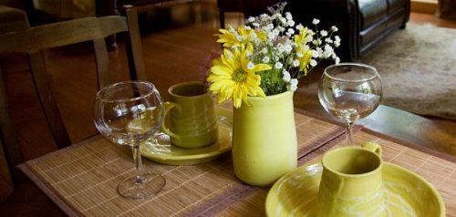 Treehouse Ceramic Table Setting