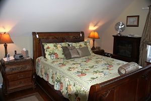 Pondview room bed