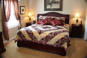 Suite Serenity Room bed