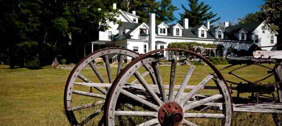 Brass Heart Inn front