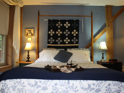 Honey Run Hideaway room