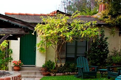 Manzanita Cottages Green Cottage