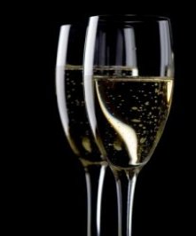 Couples renewal - champagne glasses