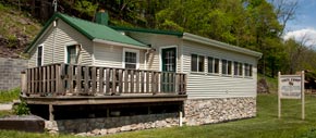 Smoke Hole Resort Family Lodging - The Cozy Coop