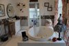 The Payty - Jo Bathroom