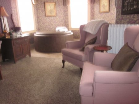 The hot tub is in the alcove