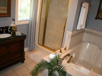 jacuzzi tub and sink
