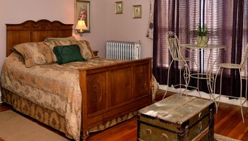 Phantom Canyon room