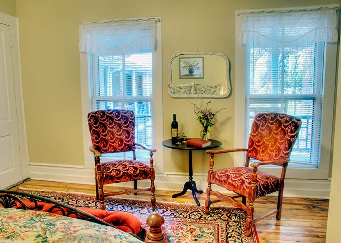 Living Room York guest rooms | york house inn bed & breakfast - rabun gap, ga Living Room York guest rooms | york house inn bed & breakfast - rabun gap, ga