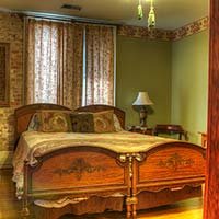 Roosevelt Room in Alexandra's Bed and Breakfast in London, Ohio