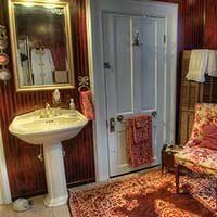 York Room in Alexandra's Bed and Breakfast in London, Ohio