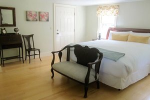 crawford room at Adair Inn in Bethlehem, New Hampshire