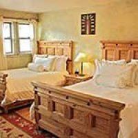#2 bedroom in Blue Iguana Inn in Ojai, California