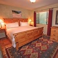 #6 room in Blue Iguana Inn in Ojai, California