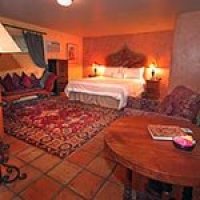 #7 Room in Blue Iguana Inn in Ojai, California