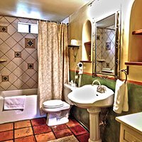 #4 Bathroom in Blue Iguana Inn in Ojai, California