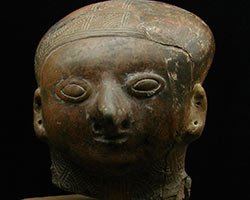 Pre-Columbian Art - Photo by Vassil