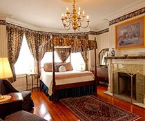 Room 1 at Cannonboro Inn in Charleston