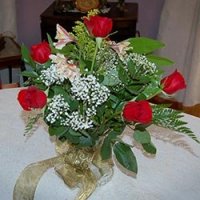 Roses at Lockheart Gables in Fort Worth, Texas