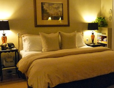 The Gorham Room at PineCrest Bed and Breakfast in Gorham, Maine