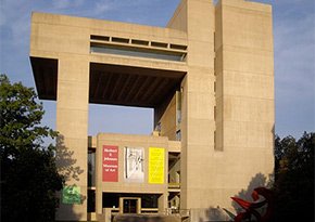 Herbert F. Johnson Museum of Art near City Lights Inn in Ithaca, New York Photo by Dmadeo