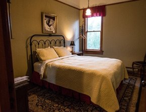 Queen Room at Balch Hotel in Dufur, OR