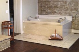 jacuzzi in room
