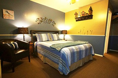 Hollyhock bedroom 1