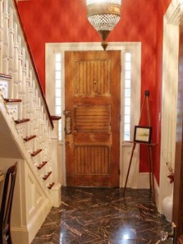 front door of House of Lydia in Lynchburg, Virginia
