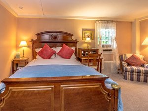 Lincoln room at Adair Inn in Bethlehem, New Hampshire