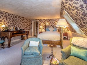 dalton room at Adair Inn in Bethlehem, New Hampshire