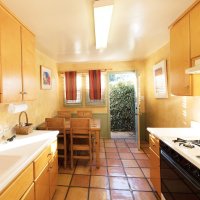 #4 Kitchen