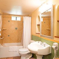 room 2 at blue iguana inn bathroom
