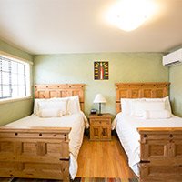 #2 bedroom in Blue Iguana Inn in Ojai, California