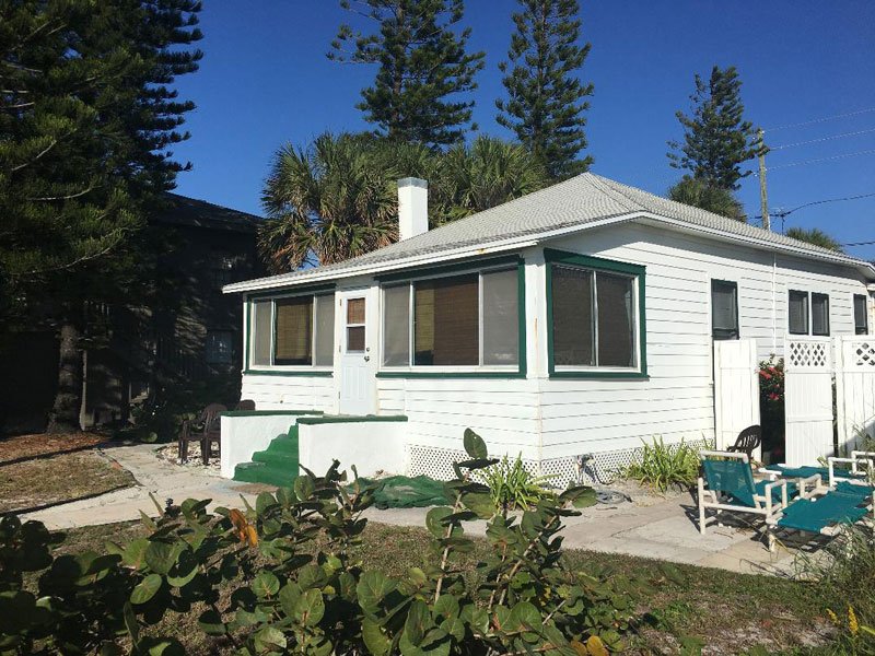 Gulf Front Cottage on the Beach
