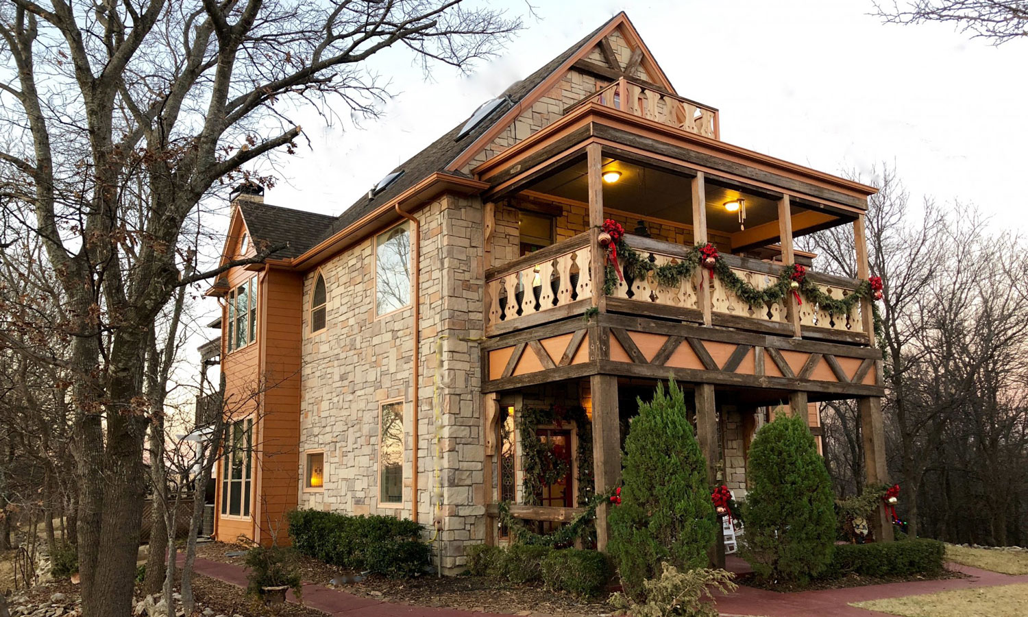 Elm Creek Manor Dallas Bed and Breakfast Spa Resort