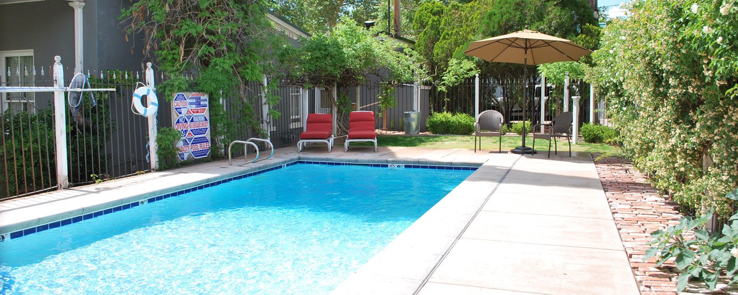 The outdoor pool and sundeck on the inn's grounds