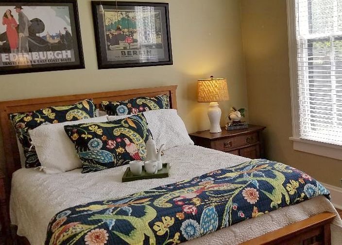 Barkley Cottage Little Rock Lodging In Bed And Breakfast Cottage