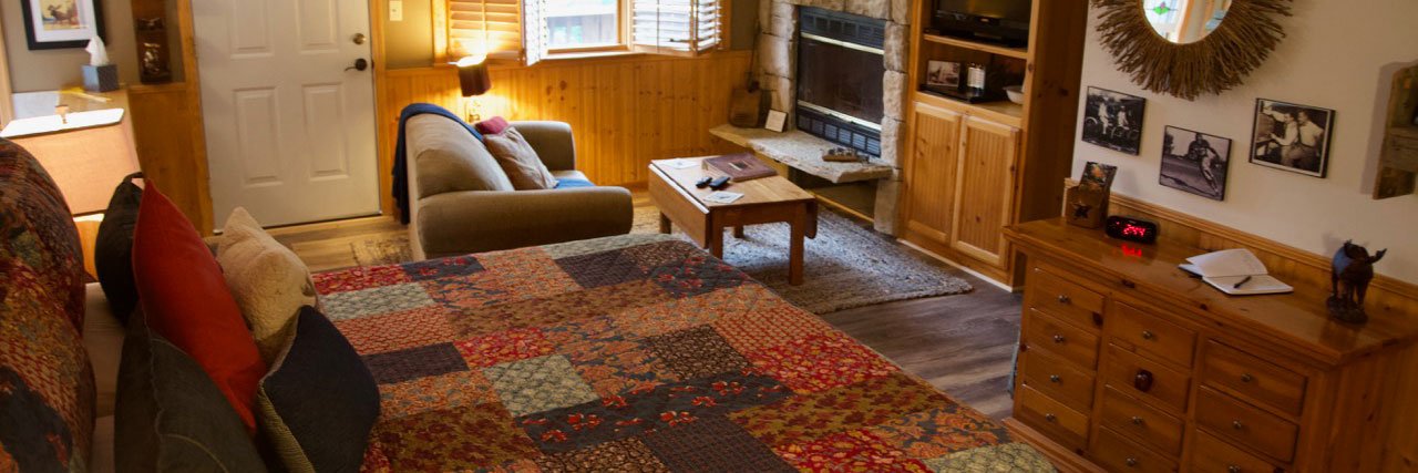 Chocolate Moose Eureka Springs Lodging Eureka Sunset Cabins