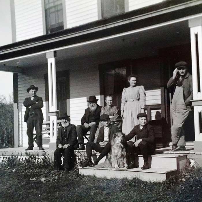 Darby Field inn historic photo 1850s