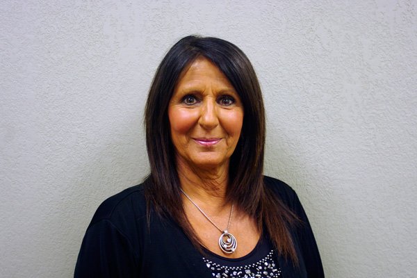 About the Staff at Deskins Realty