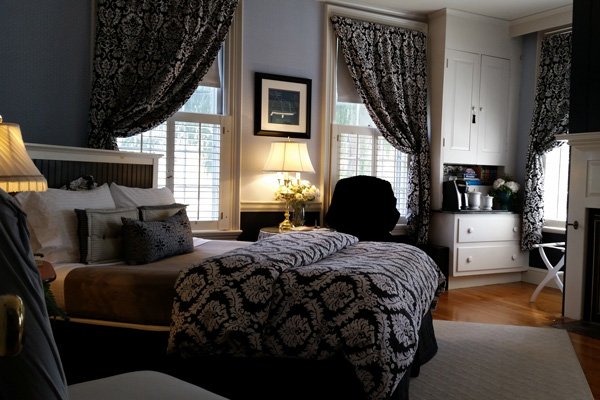 Accommodations Hotel Near Portland Me Pinecrest Inn